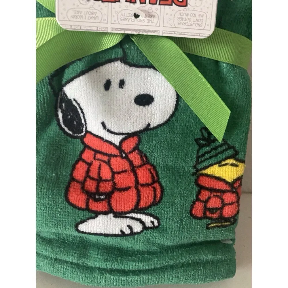 2 Pk Peanuts Snoopy Woodstock Puffy Coat Christmas Holiday 16